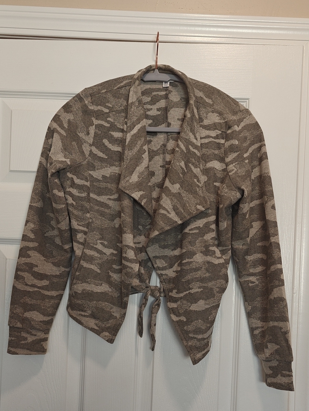 BB Dakota Camo Draped lightweight jacket
